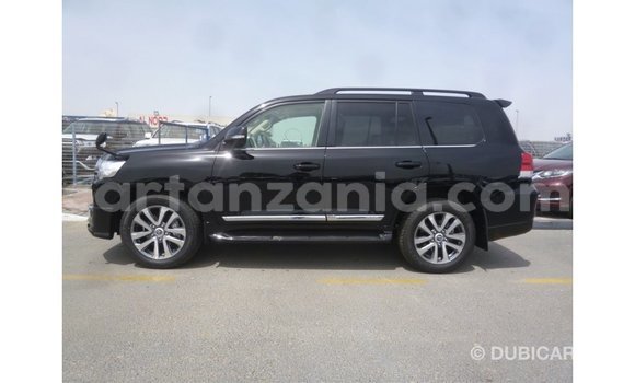 Buy Import Toyota Land Cruiser Black Car in Import - Dubai in Arusha Buy Import Toyota Land Cruiser Black Car in Import - Dubai in Arusha