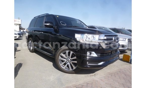 Nunua Imported Toyota Land Cruiser Nyeusi Gari ndani ya Import - Dubai nchini Arusha Nunua Imported Toyota Land Cruiser Nyeusi Gari ndani ya Import - Dubai nchini Arusha