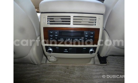 Nunua Imported Toyota Land Cruiser Nyeusi Gari ndani ya Import - Dubai nchini Arusha Nunua Imported Toyota Land Cruiser Nyeusi Gari ndani ya Import - Dubai nchini Arusha