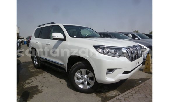 Nunua Imported Toyota Prado Nyeupe Gari ndani ya Import - Dubai nchini Arusha Nunua Imported Toyota Prado Nyeupe Gari ndani ya Import - Dubai nchini Arusha