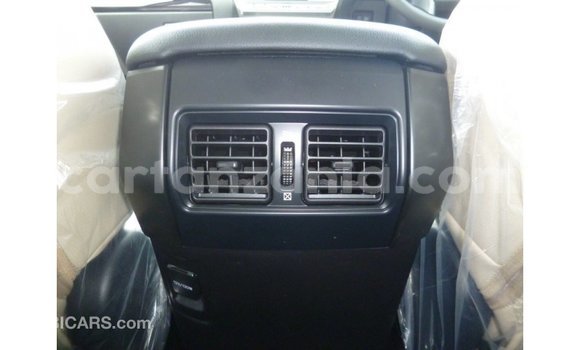 Nunua Imported Toyota Prado Nyeupe Gari ndani ya Import - Dubai nchini Arusha Nunua Imported Toyota Prado Nyeupe Gari ndani ya Import - Dubai nchini Arusha