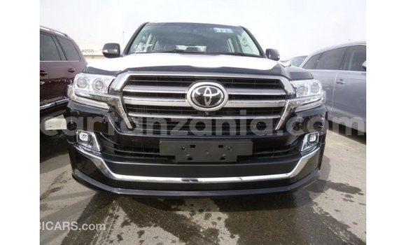 Nunua Imported Toyota Land Cruiser Nyeusi Gari ndani ya Import - Dubai nchini Arusha Nunua Imported Toyota Land Cruiser Nyeusi Gari ndani ya Import - Dubai nchini Arusha