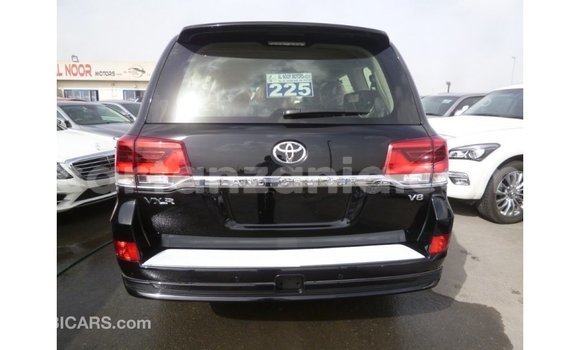 Nunua Imported Toyota Land Cruiser Nyeusi Gari ndani ya Import - Dubai nchini Arusha Nunua Imported Toyota Land Cruiser Nyeusi Gari ndani ya Import - Dubai nchini Arusha