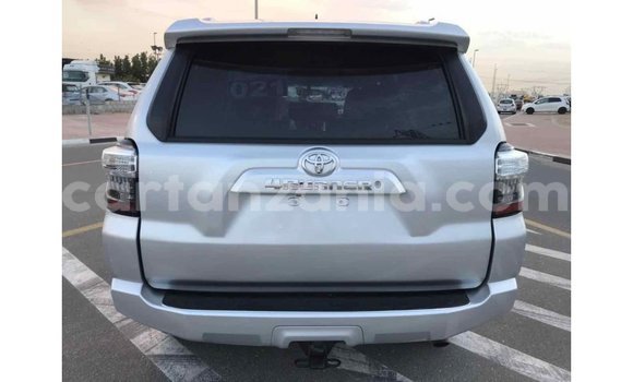 Nunua Imported Toyota Ade Nyingine Lori ndani ya Import - Dubai nchini Arusha Nunua Imported Toyota Ade Nyingine Lori ndani ya Import - Dubai nchini Arusha