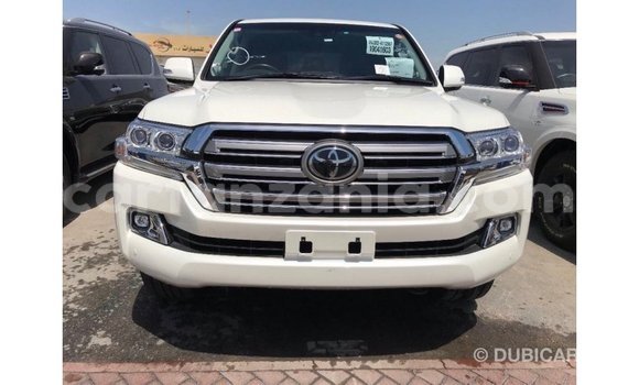 Buy Import Toyota Land Cruiser White Car in Import - Dubai in Arusha Buy Import Toyota Land Cruiser White Car in Import - Dubai in Arusha
