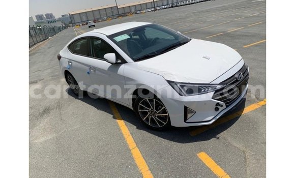 Buy Import Hyundai Elantra White Car in Import - Dubai in Arusha Buy Import Hyundai Elantra White Car in Import - Dubai in Arusha