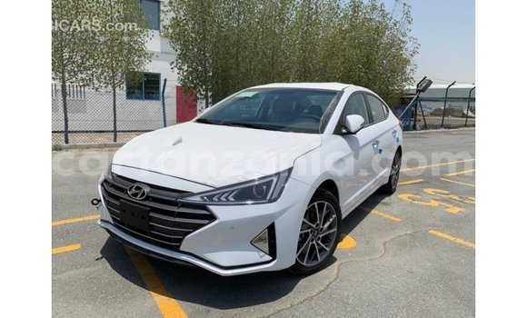 Buy Import Hyundai Elantra White Car in Import - Dubai in Arusha Buy Import Hyundai Elantra White Car in Import - Dubai in Arusha
