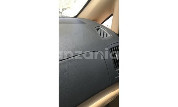 Buy Import Hyundai Accent White Car in Import - Dubai in Arusha Buy Import Hyundai Accent White Car in Import - Dubai in Arusha