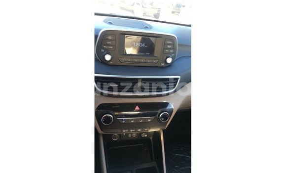 Nunua Imported Hyundai Tucson Nyeupe Gari ndani ya Import - Dubai nchini Arusha Nunua Imported Hyundai Tucson Nyeupe Gari ndani ya Import - Dubai nchini Arusha