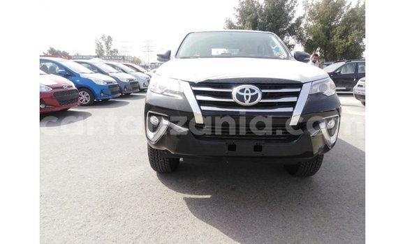 Buy Import Toyota Fortuner Black Car in Import - Dubai in Arusha Buy Import Toyota Fortuner Black Car in Import - Dubai in Arusha