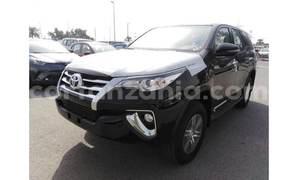 Buy Import Toyota Fortuner Black Car in Import - Dubai in Arusha Buy Import Toyota Fortuner Black Car in Import - Dubai in Arusha