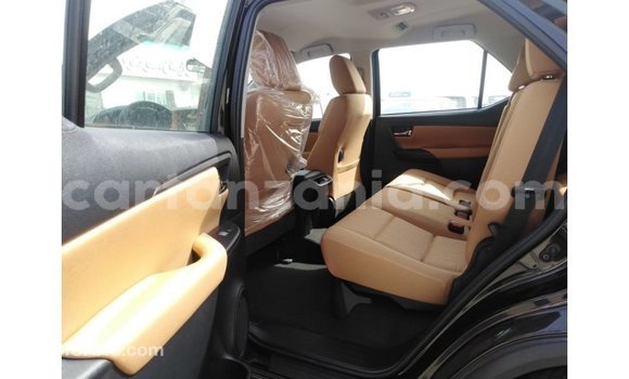 Buy Import Toyota Fortuner Black Car in Import - Dubai in Arusha Buy Import Toyota Fortuner Black Car in Import - Dubai in Arusha