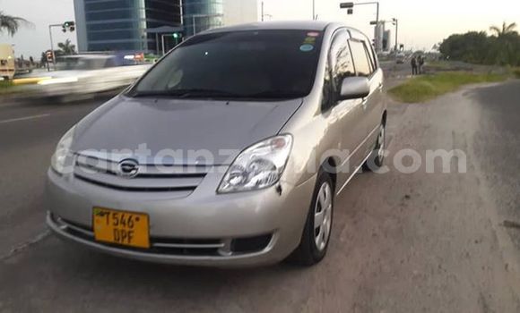 Buy Used Toyota Spacio Silver Car in Dar es Salaam in Dar es Salaam Buy Used Toyota Spacio Silver Car in Dar es Salaam in Dar es Salaam