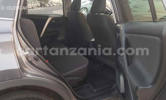 Nunua Imported Toyota Highlander Nyingine Gari ndani ya Import - Dubai nchini Arusha Nunua Imported Toyota Highlander Nyingine Gari ndani ya Import - Dubai nchini Arusha