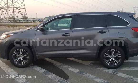 Nunua Imported Toyota Highlander Nyingine Gari ndani ya Import - Dubai nchini Arusha Nunua Imported Toyota Highlander Nyingine Gari ndani ya Import - Dubai nchini Arusha