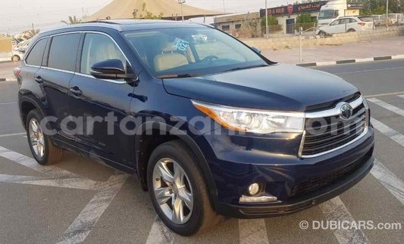 Nunua Imported Toyota Highlander Bluu Gari ndani ya Import - Dubai nchini Arusha Nunua Imported Toyota Highlander Bluu Gari ndani ya Import - Dubai nchini Arusha