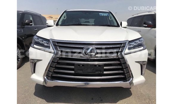 Nunua Imported Lexus LX Nyeupe Gari ndani ya Import - Dubai nchini Arusha Nunua Imported Lexus LX Nyeupe Gari ndani ya Import - Dubai nchini Arusha
