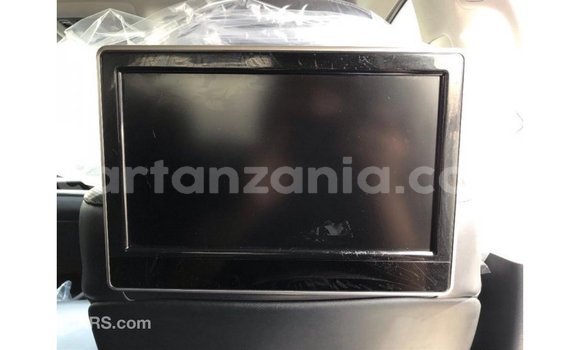 Nunua Imported Lexus LX Nyeupe Gari ndani ya Import - Dubai nchini Arusha Nunua Imported Lexus LX Nyeupe Gari ndani ya Import - Dubai nchini Arusha