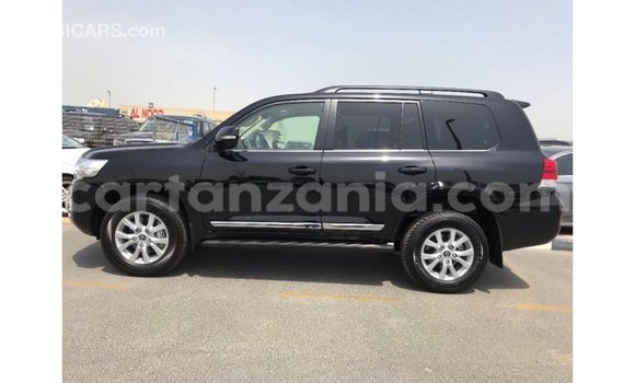 Buy Import Toyota Land Cruiser Black Car in Import - Dubai in Arusha Buy Import Toyota Land Cruiser Black Car in Import - Dubai in Arusha