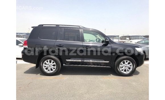 Buy Import Toyota Land Cruiser Black Car in Import - Dubai in Arusha Buy Import Toyota Land Cruiser Black Car in Import - Dubai in Arusha