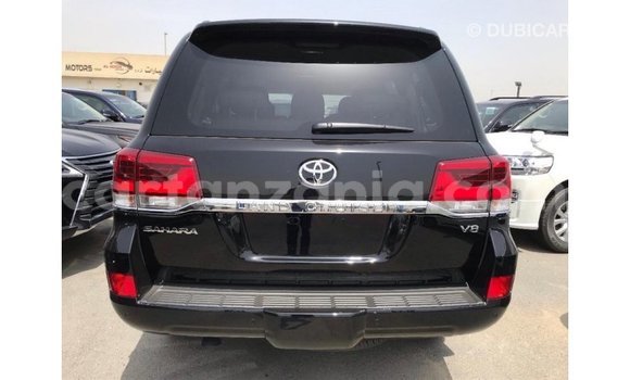 Buy Import Toyota Land Cruiser Black Car in Import - Dubai in Arusha Buy Import Toyota Land Cruiser Black Car in Import - Dubai in Arusha