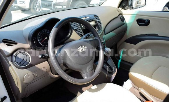 Buy Import Hyundai i10 White Car in Import - Dubai in Arusha Buy Import Hyundai i10 White Car in Import - Dubai in Arusha