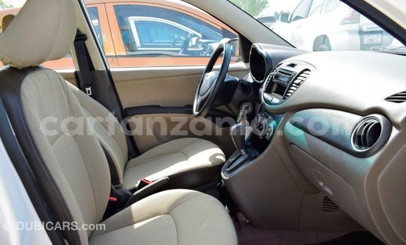 Buy Import Hyundai i10 White Car in Import - Dubai in Arusha Buy Import Hyundai i10 White Car in Import - Dubai in Arusha