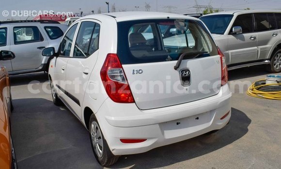 Buy Import Hyundai i10 White Car in Import - Dubai in Arusha Buy Import Hyundai i10 White Car in Import - Dubai in Arusha