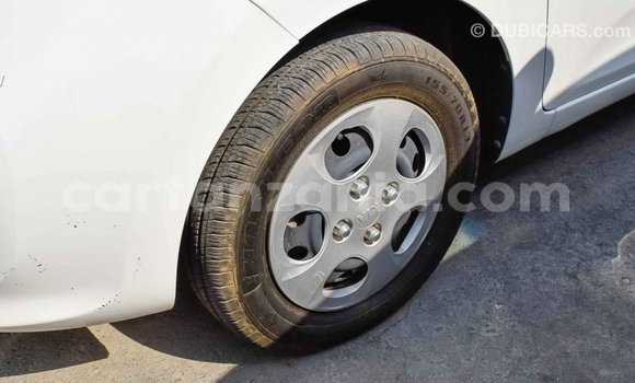 Nunua Imported Kia Picanto Nyeupe Gari ndani ya Import - Dubai nchini Arusha Nunua Imported Kia Picanto Nyeupe Gari ndani ya Import - Dubai nchini Arusha