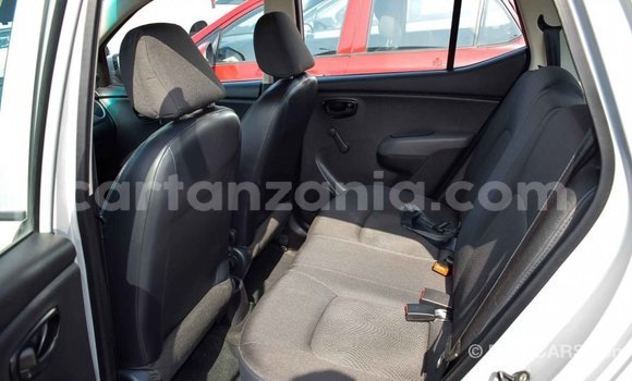 Buy Import Hyundai i10 Other Car in Import - Dubai in Arusha Buy Import Hyundai i10 Other Car in Import - Dubai in Arusha