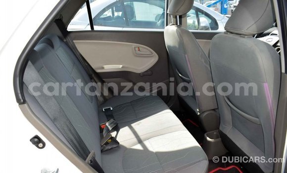 Buy Import Kia Picanto White Car in Import - Dubai in Arusha Buy Import Kia Picanto White Car in Import - Dubai in Arusha