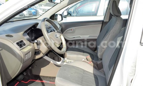 Buy Import Kia Picanto White Car in Import - Dubai in Arusha Buy Import Kia Picanto White Car in Import - Dubai in Arusha