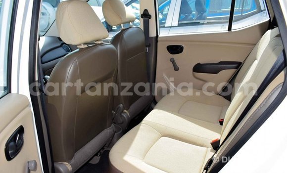 Buy Import Hyundai i10 White Car in Import - Dubai in Arusha Buy Import Hyundai i10 White Car in Import - Dubai in Arusha