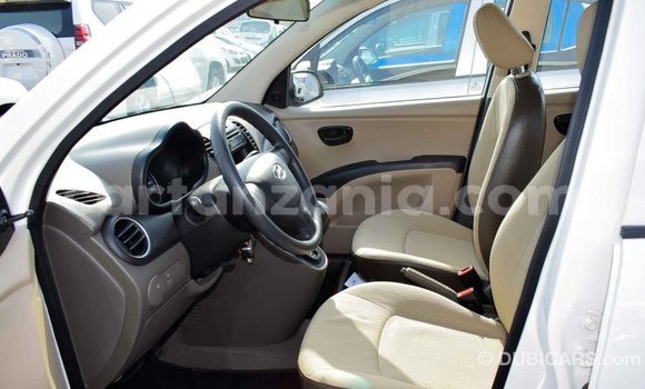 Buy Import Hyundai i10 White Car in Import - Dubai in Arusha Buy Import Hyundai i10 White Car in Import - Dubai in Arusha