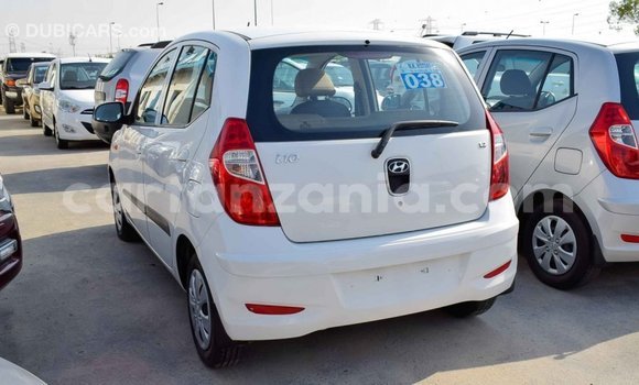 Buy Import Hyundai i10 White Car in Import - Dubai in Arusha Buy Import Hyundai i10 White Car in Import - Dubai in Arusha