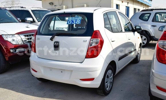 Buy Import Hyundai i10 White Car in Import - Dubai in Arusha Buy Import Hyundai i10 White Car in Import - Dubai in Arusha