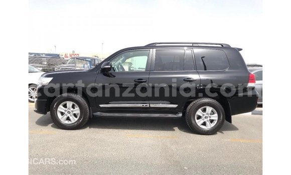Buy Import Toyota Land Cruiser Black Car in Import - Dubai in Arusha Buy Import Toyota Land Cruiser Black Car in Import - Dubai in Arusha