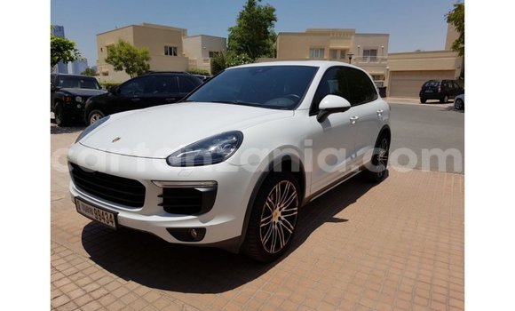 Buy Import Porsche Cayenne White Car in Import - Dubai in Arusha