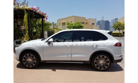 Buy Import Porsche Cayenne White Car in Import - Dubai in Arusha Buy Import Porsche Cayenne White Car in Import - Dubai in Arusha
