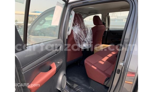 Nunua Imported Toyota Hilux Nyingine Gari ndani ya Import - Dubai nchini Arusha Nunua Imported Toyota Hilux Nyingine Gari ndani ya Import - Dubai nchini Arusha