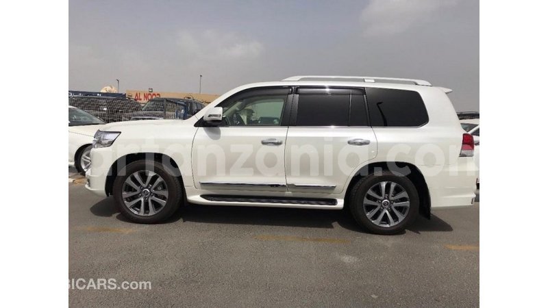 Big with watermark 02c4a74c c6a5 4c6e a42a ba3c89a00ef0