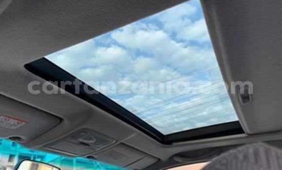 Nunua Ilio tumika Toyota Kluger Nyeupe Gari ndani ya Dar es Salaam nchini Dar es Salaam Nunua Ilio tumika Toyota Kluger Nyeupe Gari ndani ya Dar es Salaam nchini Dar es Salaam