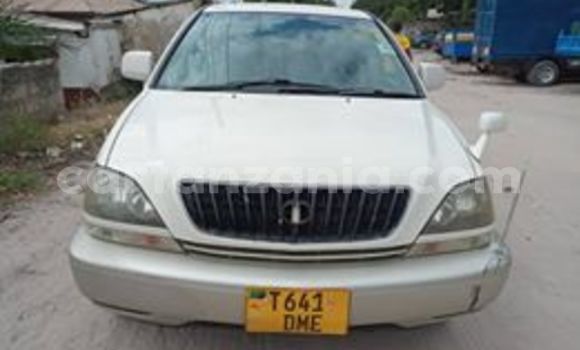 Buy Used Toyota Harrier White Car in Dar es Salaam in Dar es Salaam Buy Used Toyota Harrier White Car in Dar es Salaam in Dar es Salaam