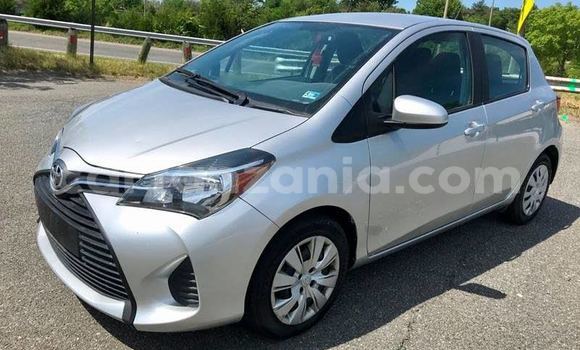 Nunua Ilio tumika Toyota Yaris Fedha Gari ndani ya Arusha nchini Arusha Nunua Ilio tumika Toyota Yaris Fedha Gari ndani ya Arusha nchini Arusha