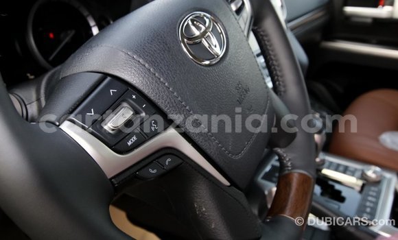 Nunua Imported Toyota Land Cruiser Nyeusi Gari ndani ya Import - Dubai nchini Arusha Nunua Imported Toyota Land Cruiser Nyeusi Gari ndani ya Import - Dubai nchini Arusha