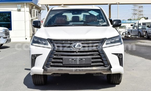 Nunua Imported Lexus LX Nyeusi Gari ndani ya Import - Dubai nchini Arusha Nunua Imported Lexus LX Nyeusi Gari ndani ya Import - Dubai nchini Arusha
