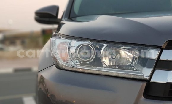 Nunua Imported Toyota Highlander Nyingine Gari ndani ya Import - Dubai nchini Arusha Nunua Imported Toyota Highlander Nyingine Gari ndani ya Import - Dubai nchini Arusha