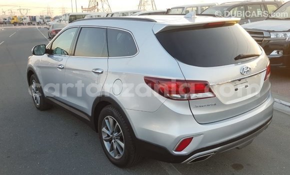 Nunua Imported Hyundai Santa Fe Nyingine Gari ndani ya Import - Dubai nchini Arusha Nunua Imported Hyundai Santa Fe Nyingine Gari ndani ya Import - Dubai nchini Arusha