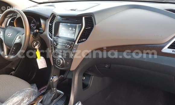 Nunua Imported Hyundai Santa Fe Nyingine Gari ndani ya Import - Dubai nchini Arusha Nunua Imported Hyundai Santa Fe Nyingine Gari ndani ya Import - Dubai nchini Arusha