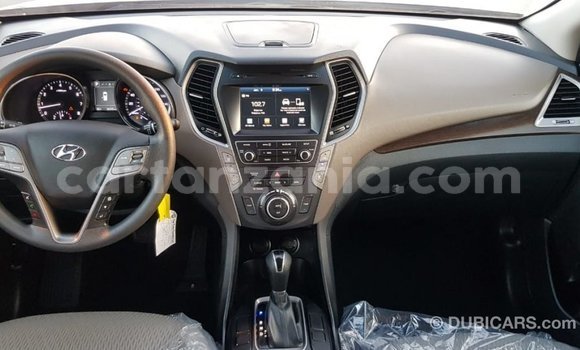 Nunua Imported Hyundai Santa Fe Nyingine Gari ndani ya Import - Dubai nchini Arusha Nunua Imported Hyundai Santa Fe Nyingine Gari ndani ya Import - Dubai nchini Arusha